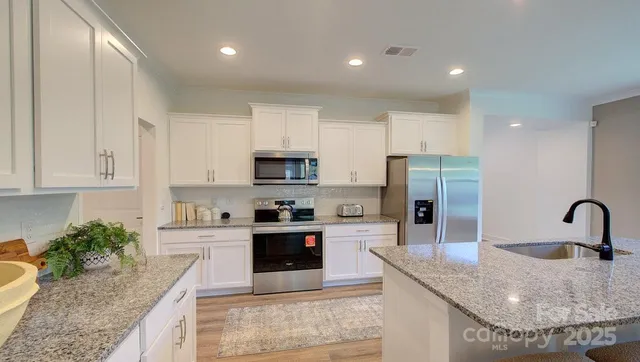 $413,190 | 119 Sugg Trail, Weaverville, NC 28787