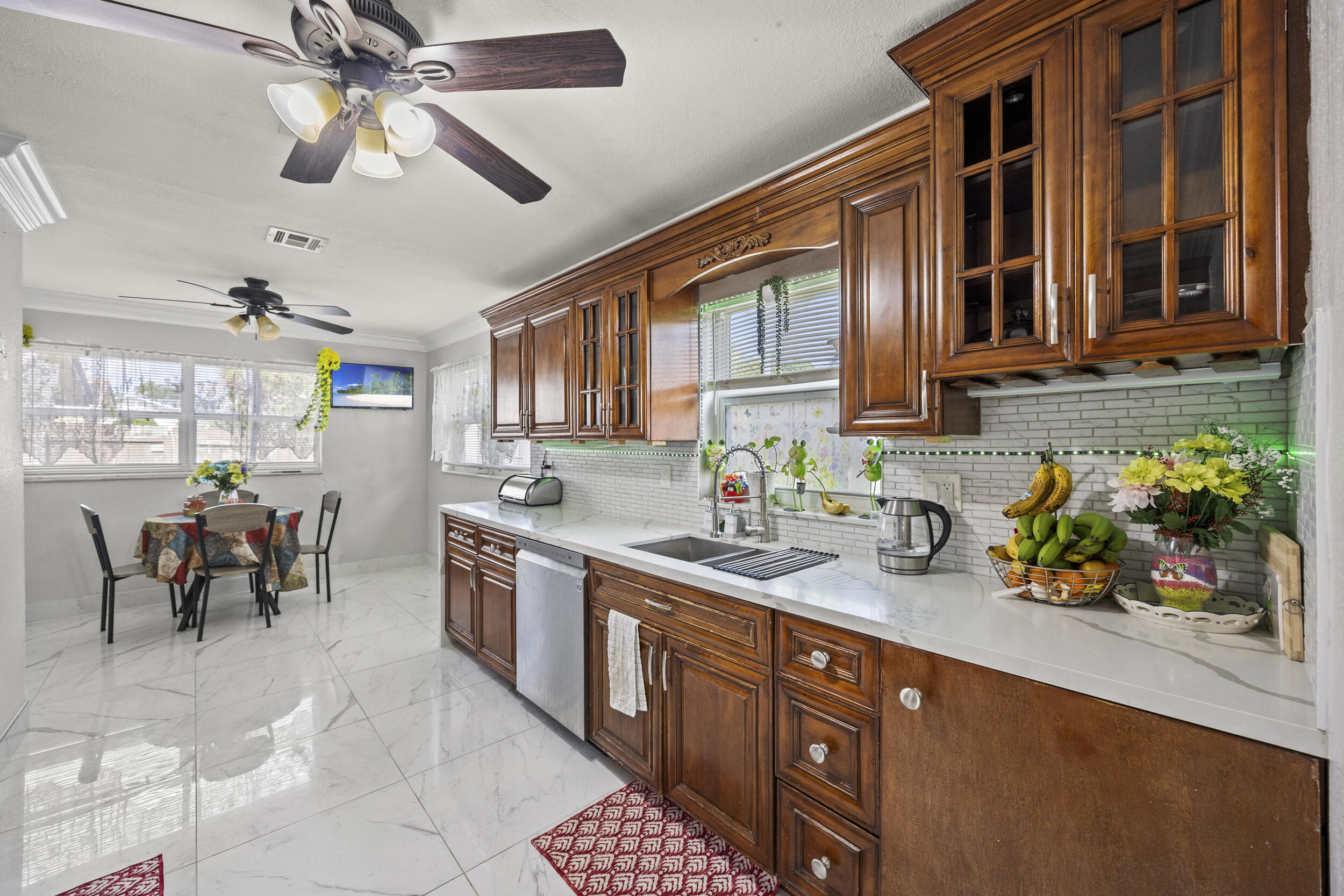 22731 Southwest 55th Way Boca Raton, FL 33433 - Photo 16 of 37 453A3645-2