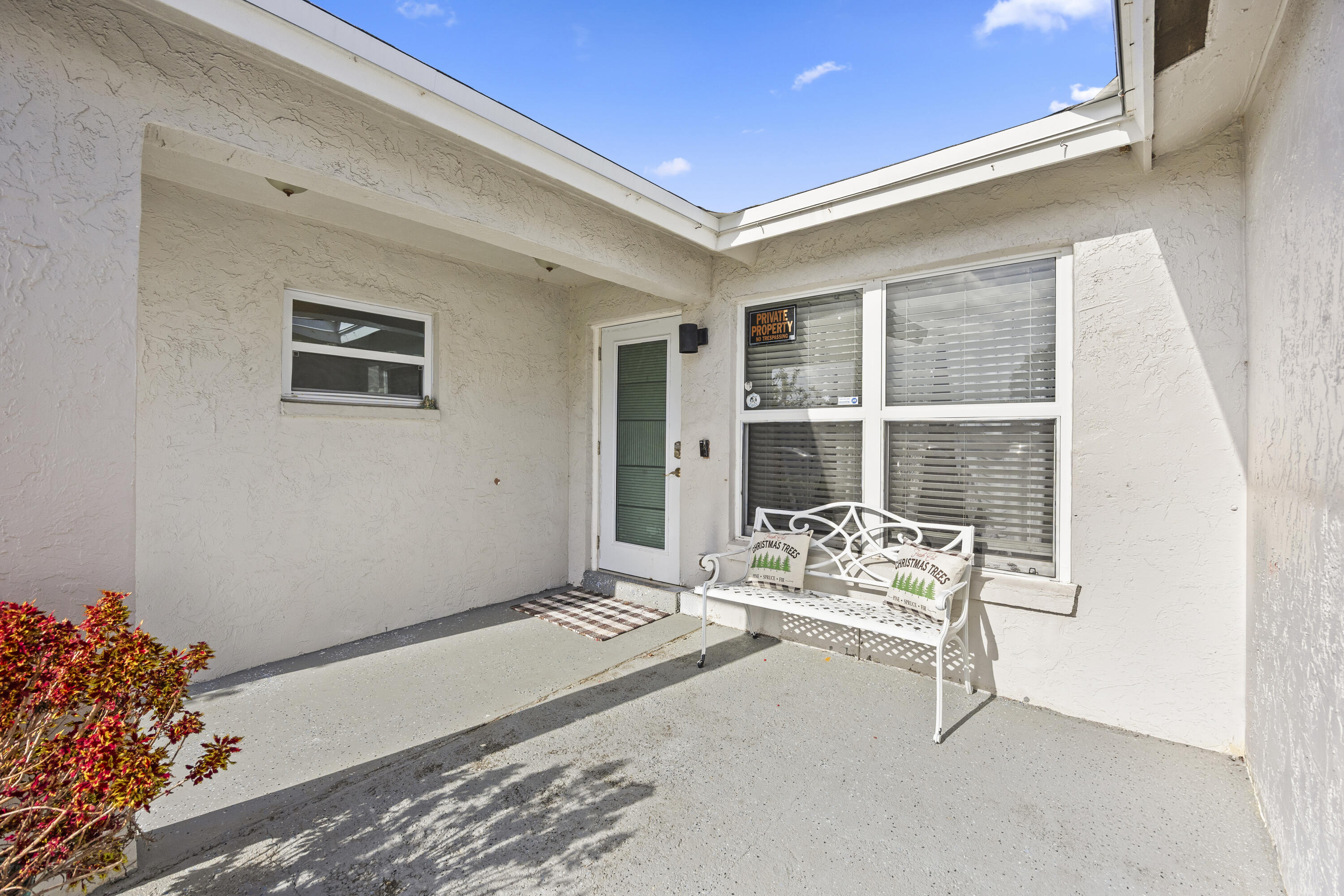 22731 Southwest 55th Way Boca Raton, FL 33433 - Photo 3 of 37 453A3580