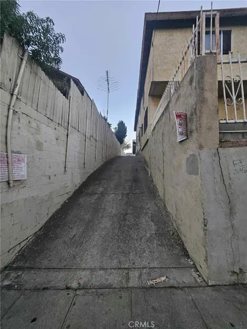 $1,750 | 2522 Alcazar Street, Unit D, Los Angeles, CA 90033