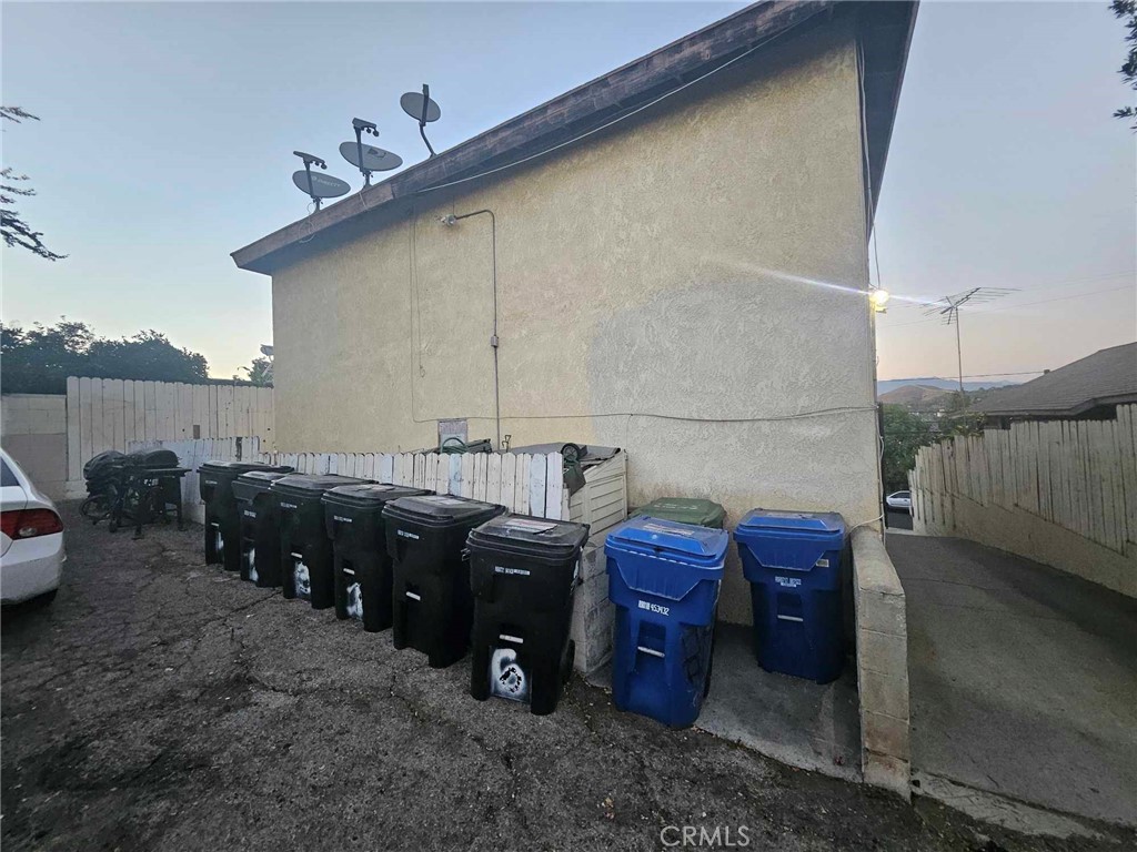 2522 Alcazar Street, Unit D Los Angeles, CA 90033 - Photo 3 of 17