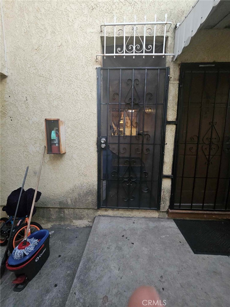 2522 Alcazar Street, Unit D Los Angeles, CA 90033 - Photo 6 of 17