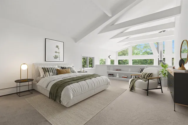 $569,900 | 110 Tamarack Road, Thornton, NH 03285