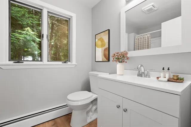 $569,900 | 110 Tamarack Road, Thornton, NH 03285