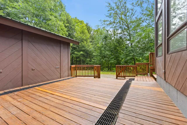 $569,900 | 110 Tamarack Road, Thornton, NH 03285