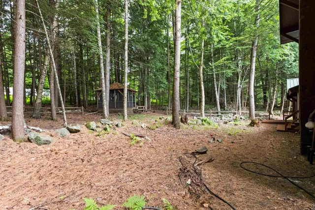 $569,900 | 110 Tamarack Road, Thornton, NH 03285