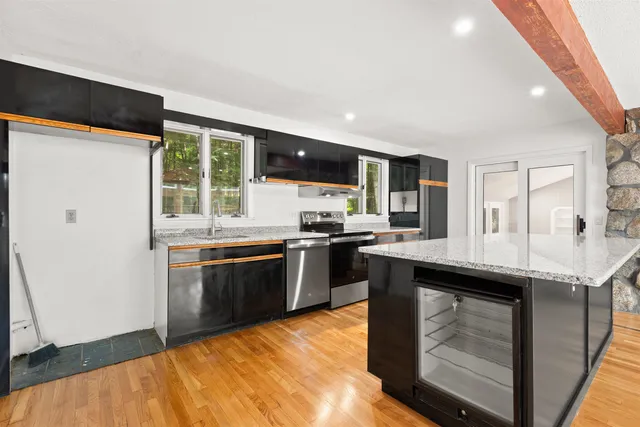 $569,900 | 110 Tamarack Road, Thornton, NH 03285