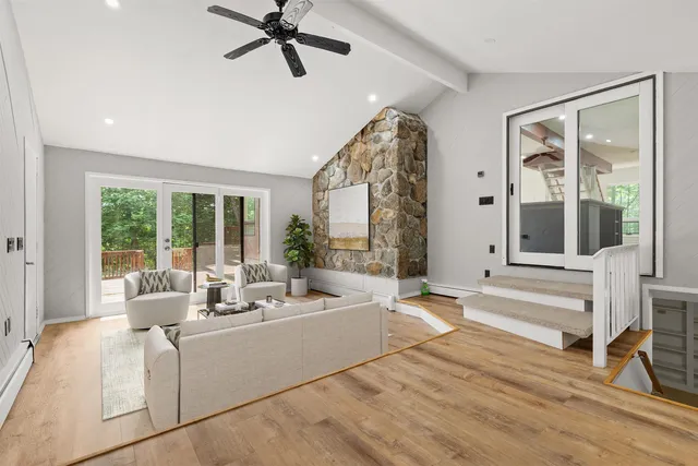 $569,900 | 110 Tamarack Road, Thornton, NH 03285