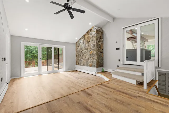 $569,900 | 110 Tamarack Road, Thornton, NH 03285