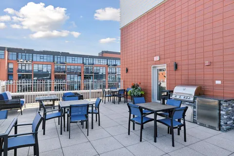 $460,000 | 215 10th Avenue South, Unit 637, Minneapolis, MN 55415