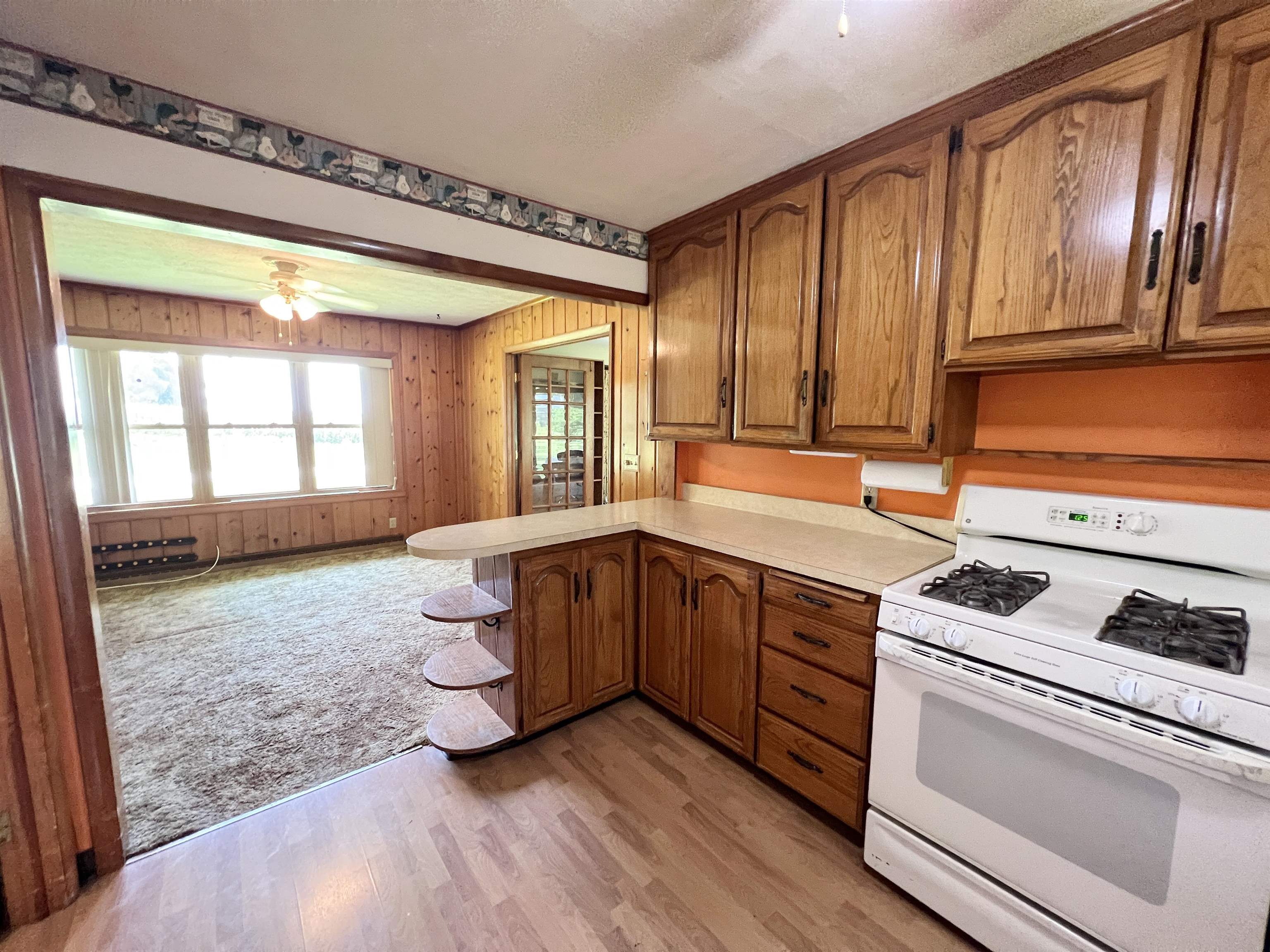 21371 Poplar Grove Road Poplar Grove, IL 61065 - Photo 10 of 16 Gallery Image 10