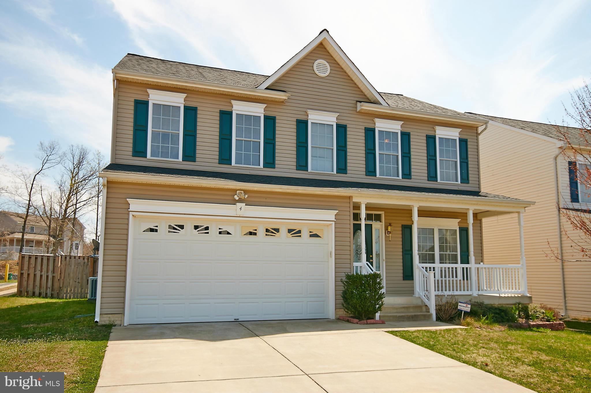 4 Yosemite Ridge Court Stafford, VA 22554 - Photo 2 of 26 front view of a house