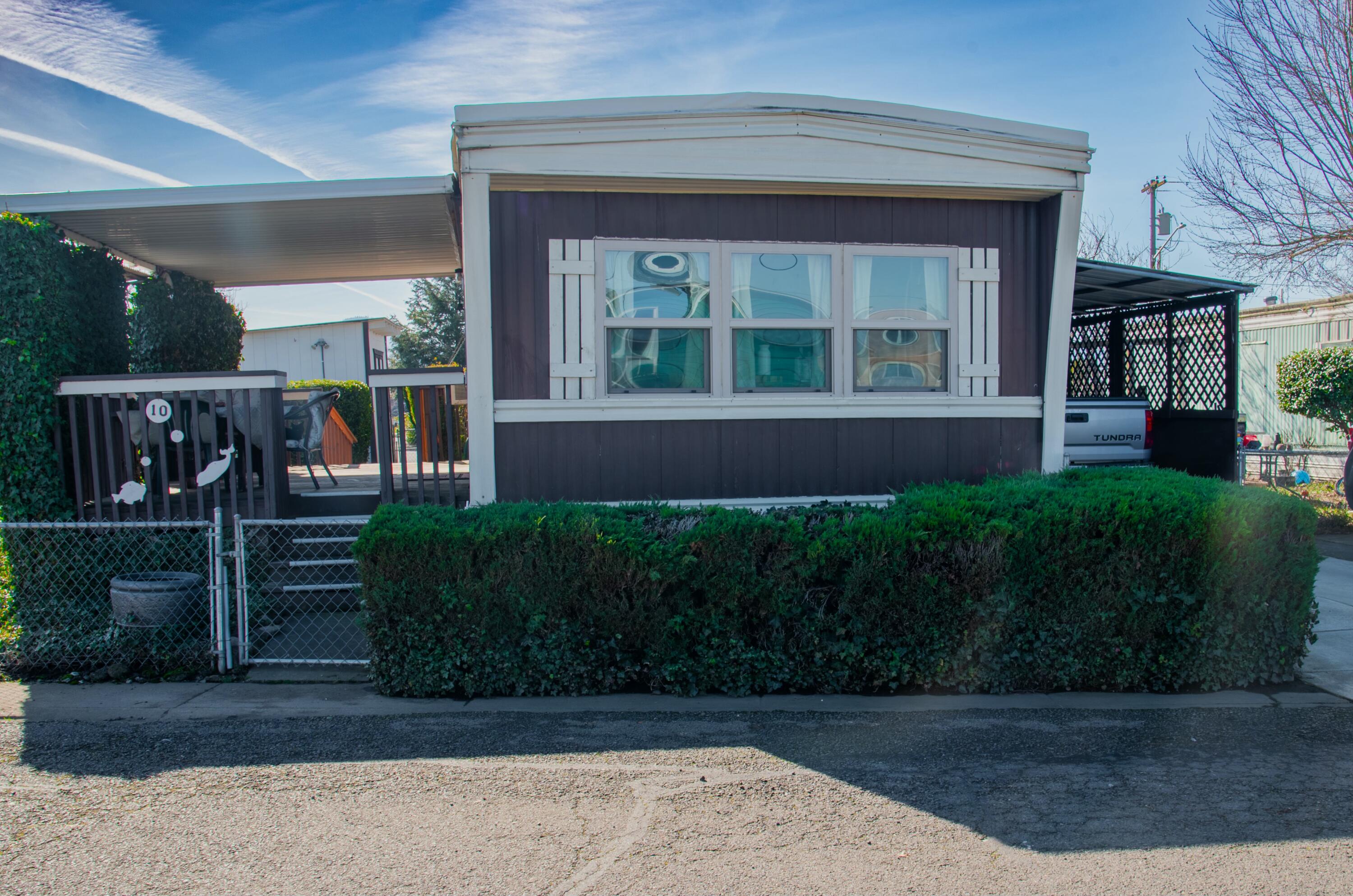 3777 Falcon Street, Unit 10 White City, OR 97503 - Photo 1 of 19 front of the house