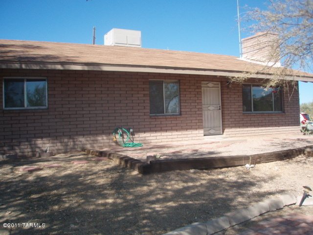 4190 West Milton Road Tucson, AZ 85746 - Photo 1 of 14 Gallery Image 1