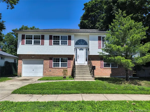 $819,000 | 1056 Arthur Street, Uniondale, NY 11553