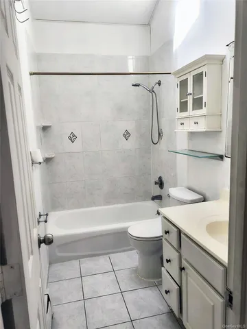 $825,000 | 1056 Arthur Street, Uniondale, NY 11553