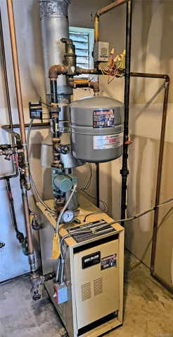 $825,000 | 1056 Arthur Street, Uniondale, NY 11553