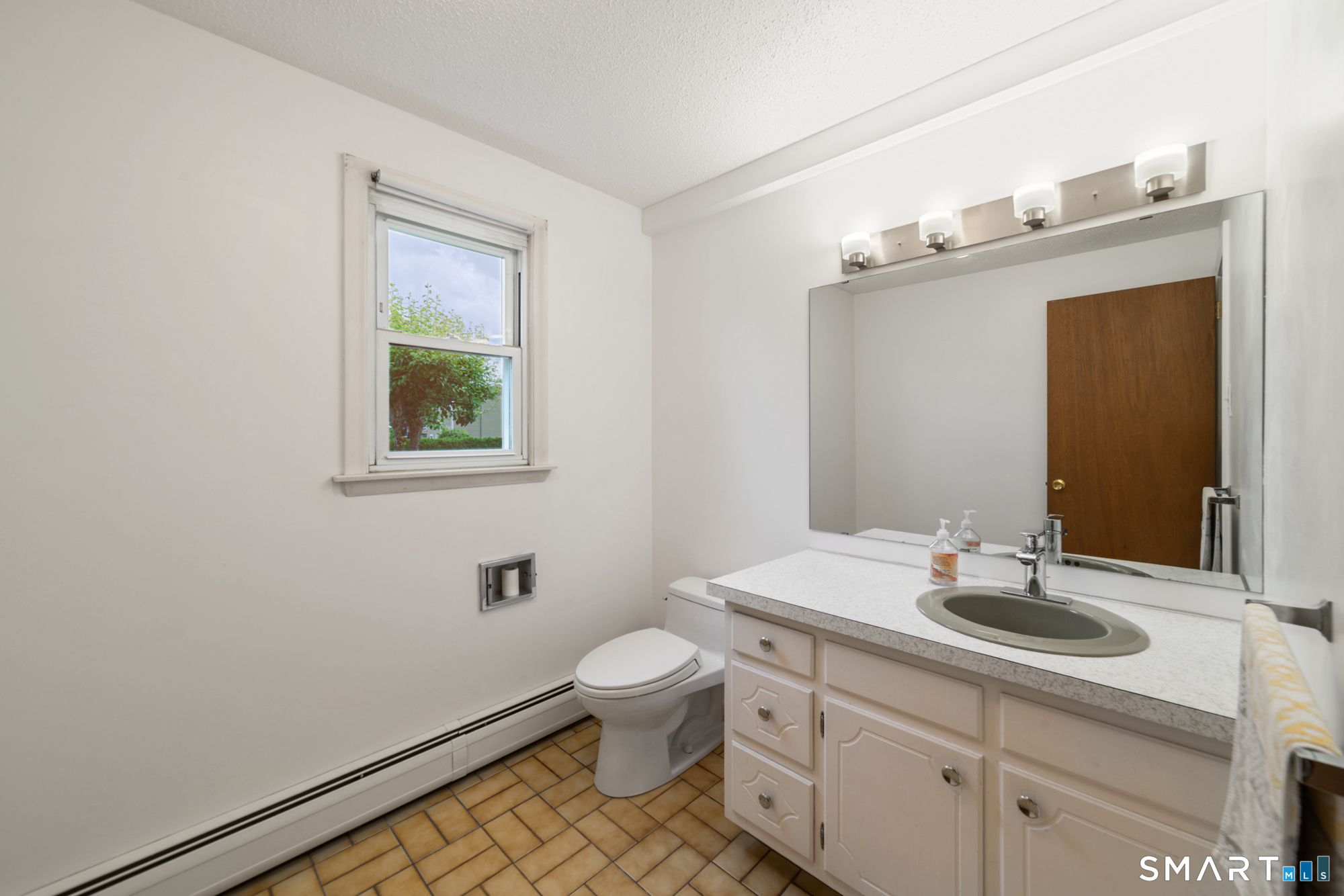 36 Cross Hill Road Wethersfield, CT 06109 - Photo 30 of 40