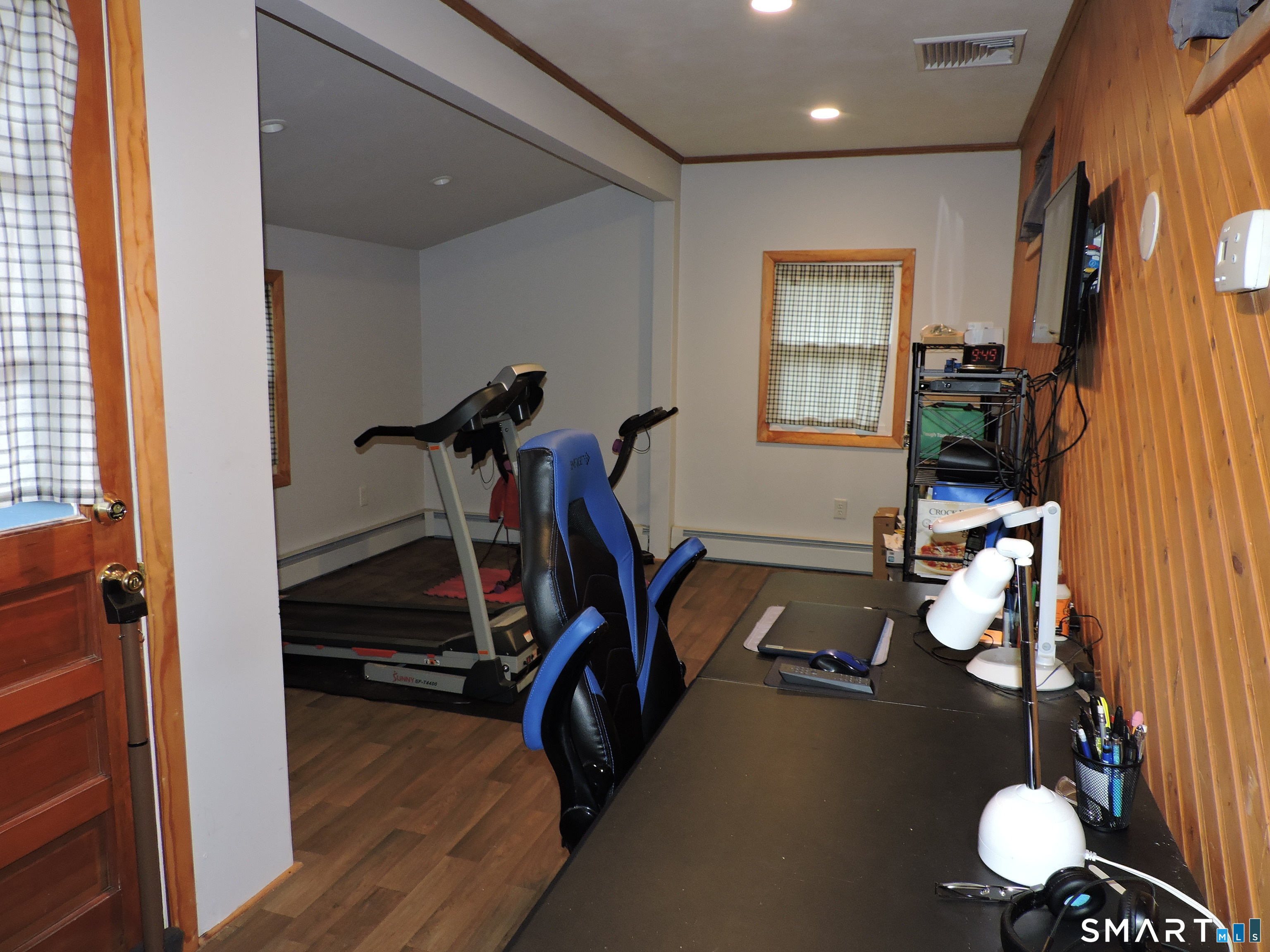 137 Maskel Road South Windsor, CT 06074 - Photo 23 of 27 Possible office, work out room or 4th bedroom. Newly remodeled.