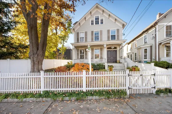 $995,000 | 322 North Broadway, Nyack, NY 10960