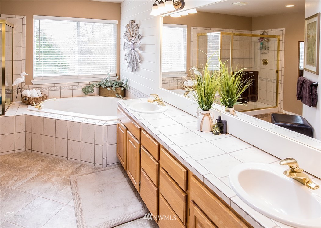 8422 Northeast 193rd Street Bothell, WA 98011 - Photo 19 of 25 Gallery Image 19