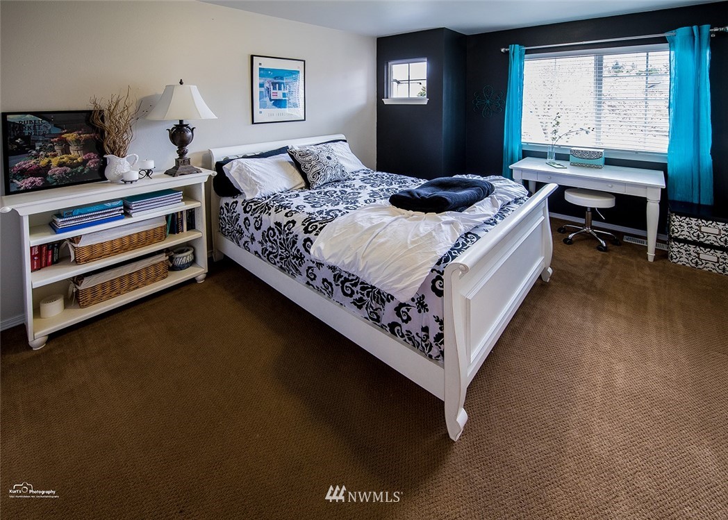 8422 Northeast 193rd Street Bothell, WA 98011 - Photo 21 of 25 Gallery Image 21
