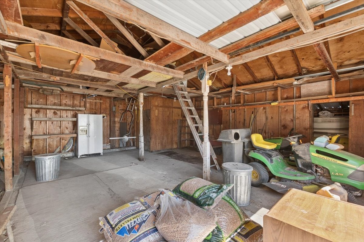 225 Fairmont Road Kalispell, MT 59901 - Photo 21 of 40 Gallery Image 21