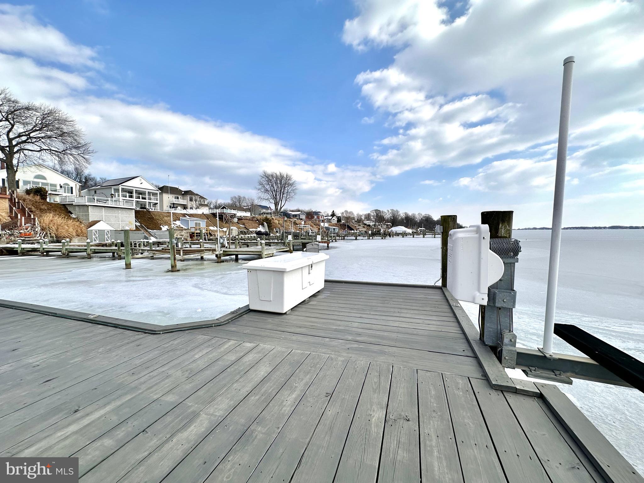 2116 Riverview Road Baltimore, MD 21221 - Photo 58 of 68 30'x10' T-Head, Sundeck, Dock Box Conveys