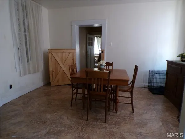 $135,000 | 410 South St Louis Street, Sparta, IL 62286