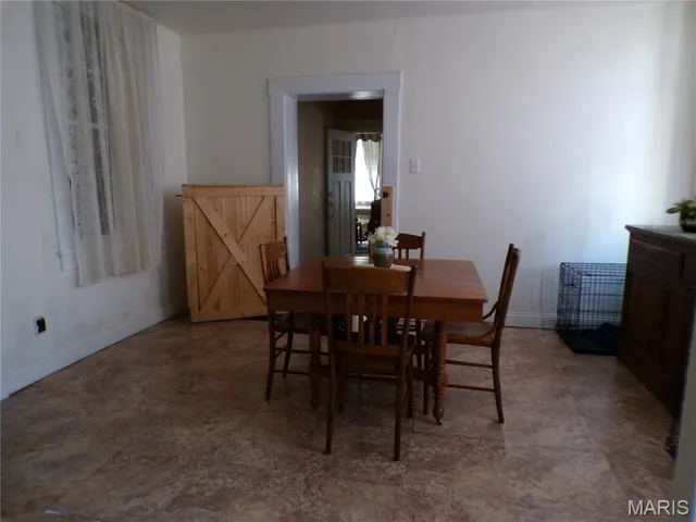 $145,000 | 410 South St Louis Street, Sparta, IL 62286