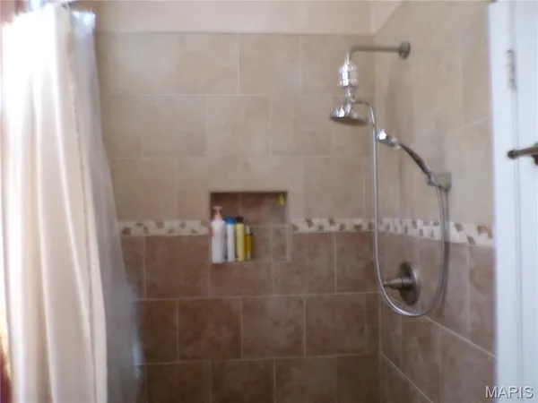 $135,000 | 410 South St Louis Street, Sparta, IL 62286