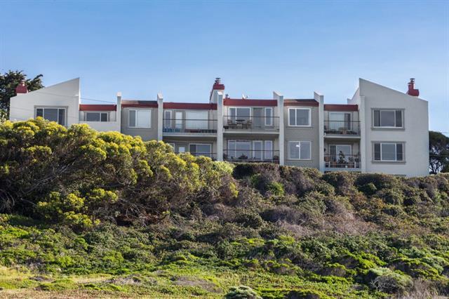 5007 Palmetto Avenue, Unit 42 Pacifica, CA 94044 - Photo 29 of 53 a view of a building