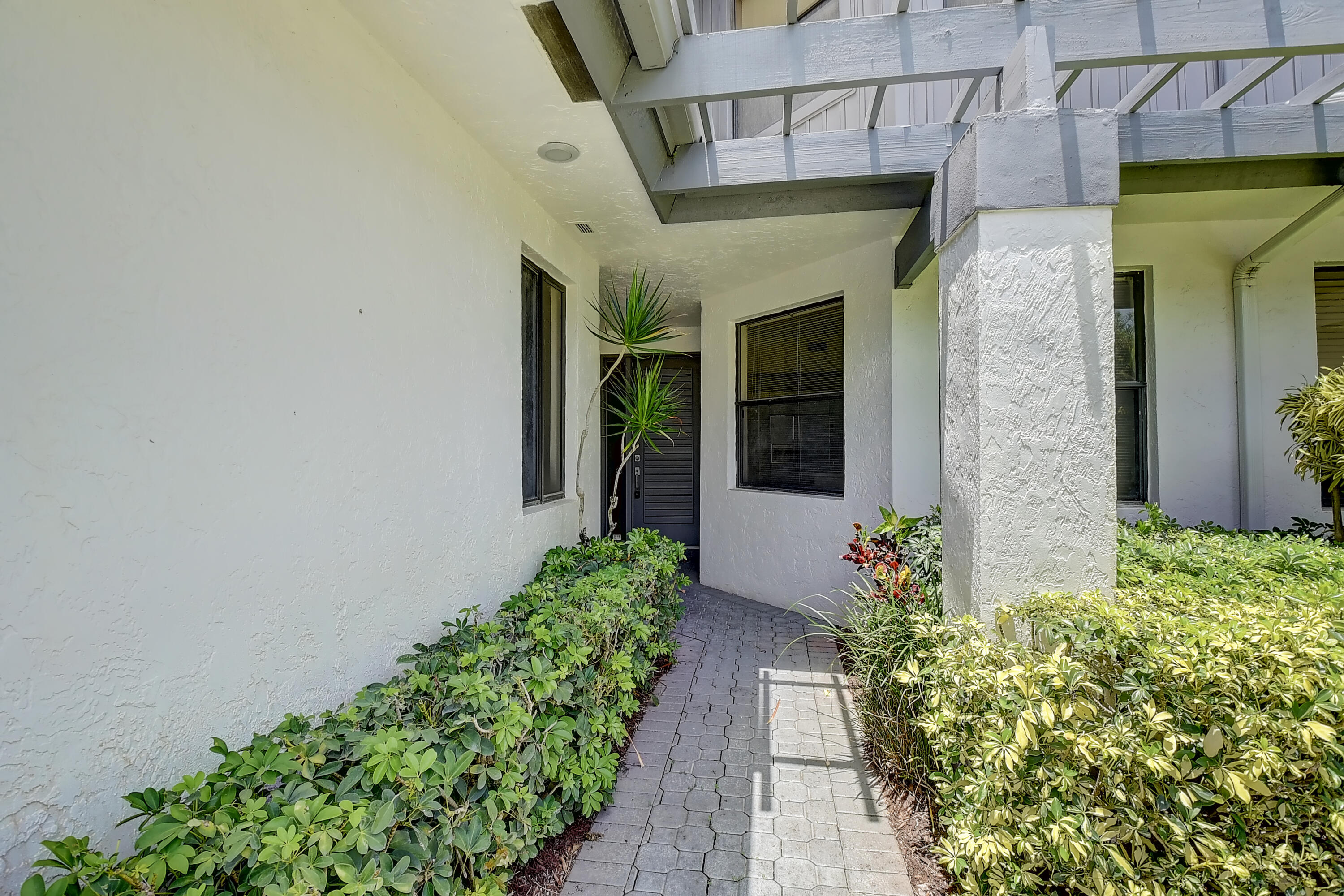 21181 Clubside Drive, Unit A Boca Raton, FL 33434 - Photo 3 of 86 2 (3)