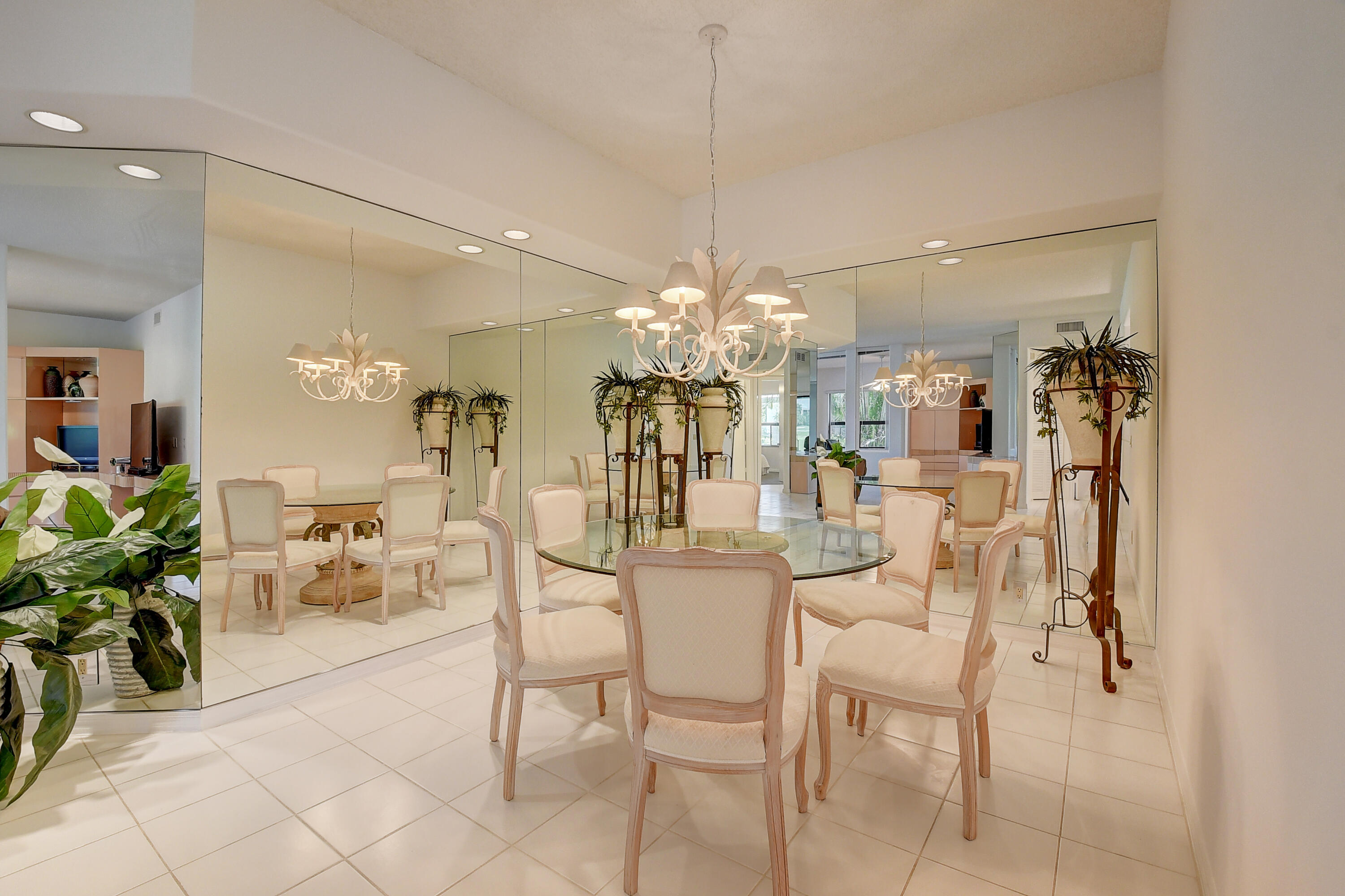 21181 Clubside Drive, Unit A Boca Raton, FL 33434 - Photo 5 of 86 2 (5)