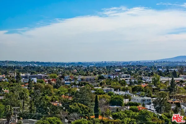 $10,500 | 10520 Wilshire Boulevard, Unit 1207, Los Angeles, CA 90024