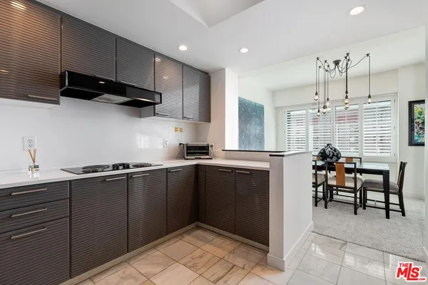 $10,500 | 10520 Wilshire Boulevard, Unit 1207, Los Angeles, CA 90024