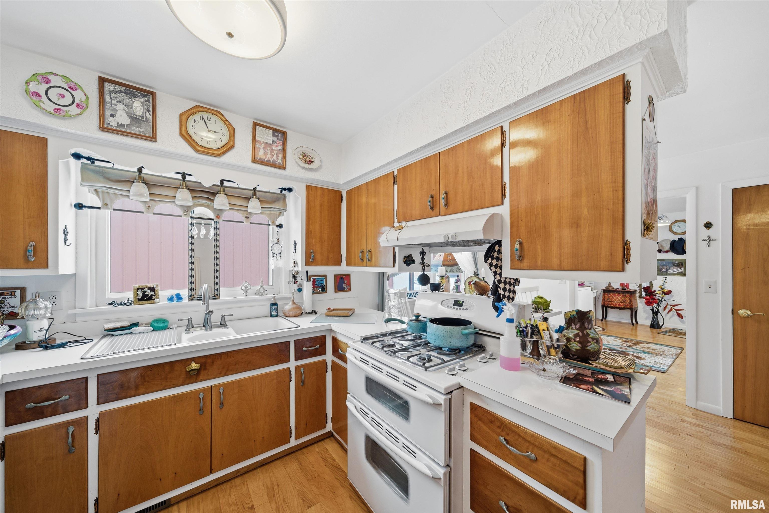 6004 North Heinz Lane Edwards, IL 61528 - Photo 11 of 41