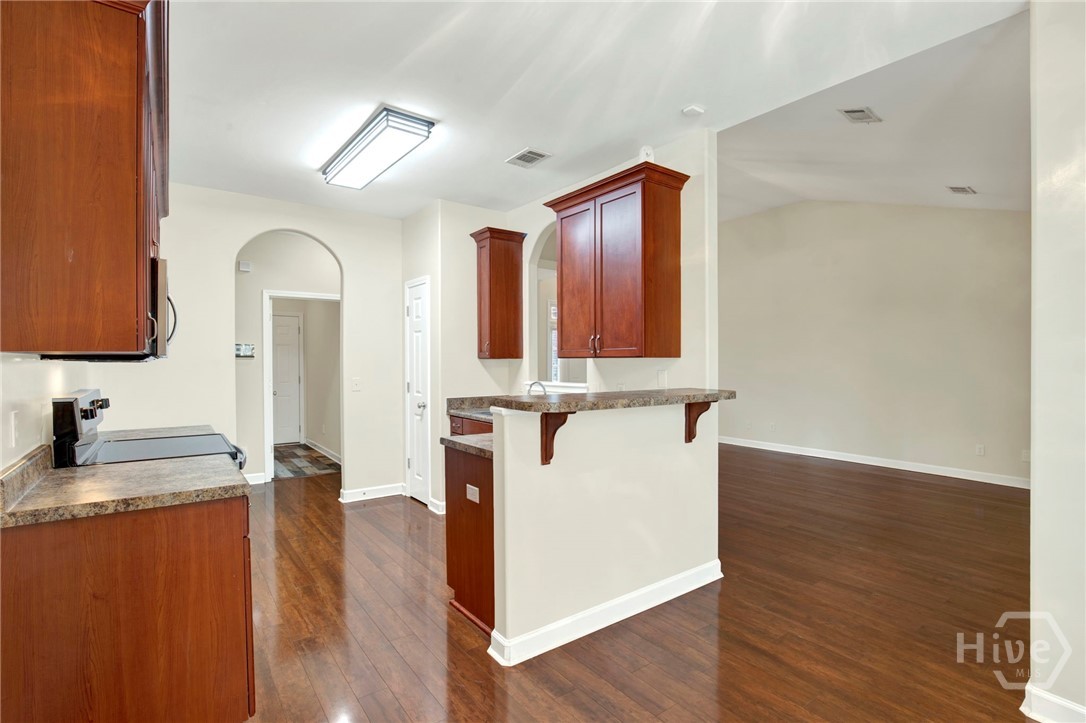 110 Austin Way Savannah, GA 31419 - Photo 13 of 44 Eat-in Kitchen (Breakfast Area)