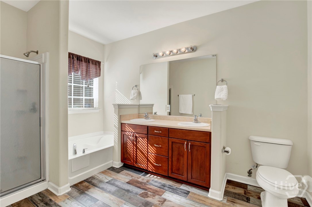 110 Austin Way Savannah, GA 31419 - Photo 22 of 44 Primary Bathroom