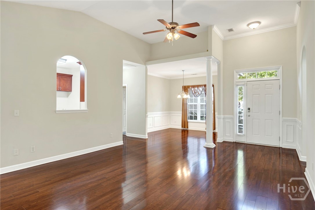 110 Austin Way Savannah, GA 31419 - Photo 6 of 44 Living Room