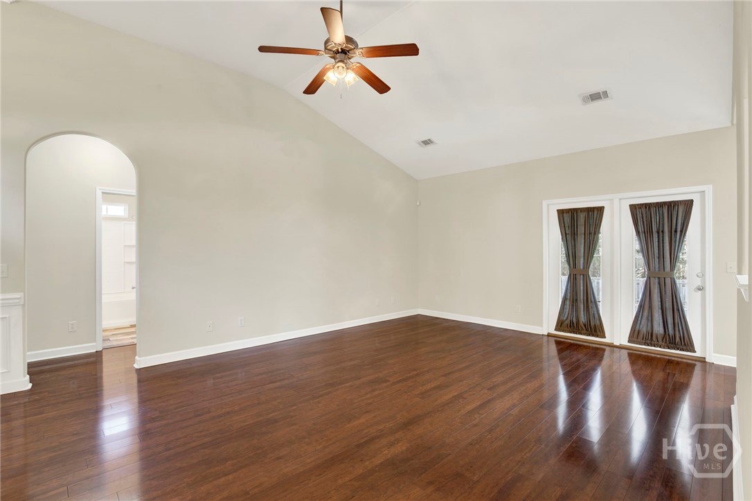 110 Austin Way Savannah, GA 31419 - Photo 7 of 44 Living Room