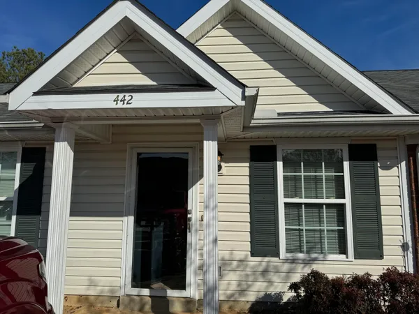 $1,250 | 442 Flowing Creek Drive, Evans, GA 30809