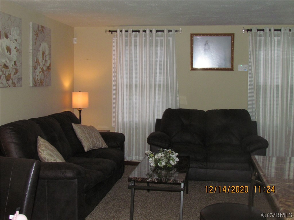4136 Woodfield Road Richmond, VA 23234 - Photo 11 of 44 Great Room - Living Room
