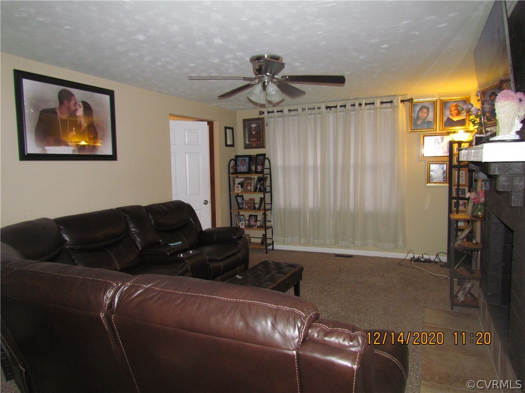 4136 Woodfield Road Richmond, VA 23234 - Photo 19 of 44 Family Room