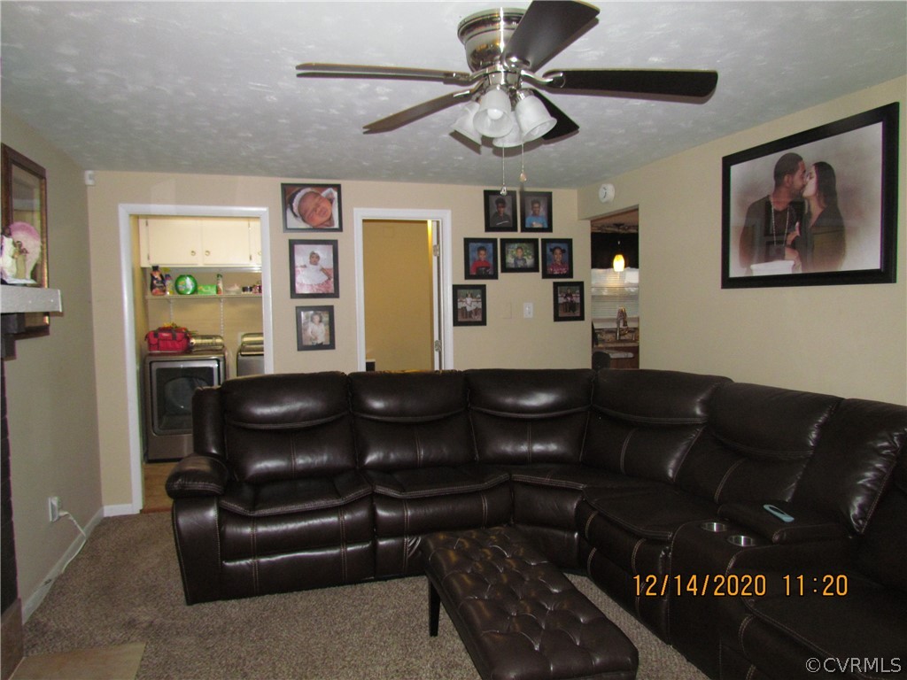 4136 Woodfield Road Richmond, VA 23234 - Photo 20 of 44 Family Room different view (laundry room in rear w