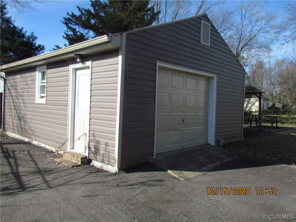 4136 Woodfield Road Richmond, VA 23234 - Photo 34 of 44