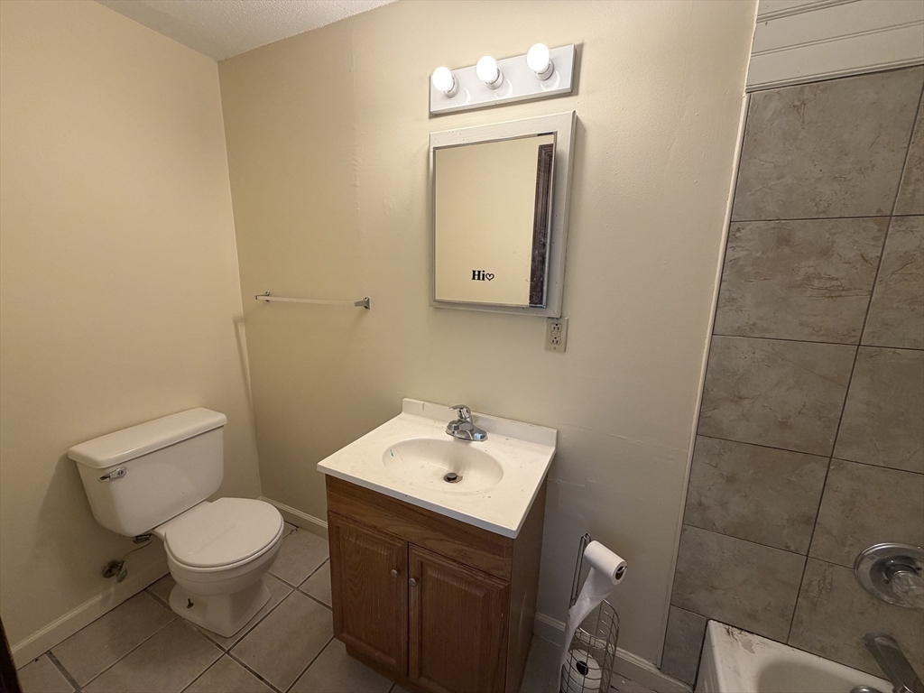 319 Main Street, Unit 2 Springfield, MA 01151 - Photo 8 of 8 Gallery Image 8