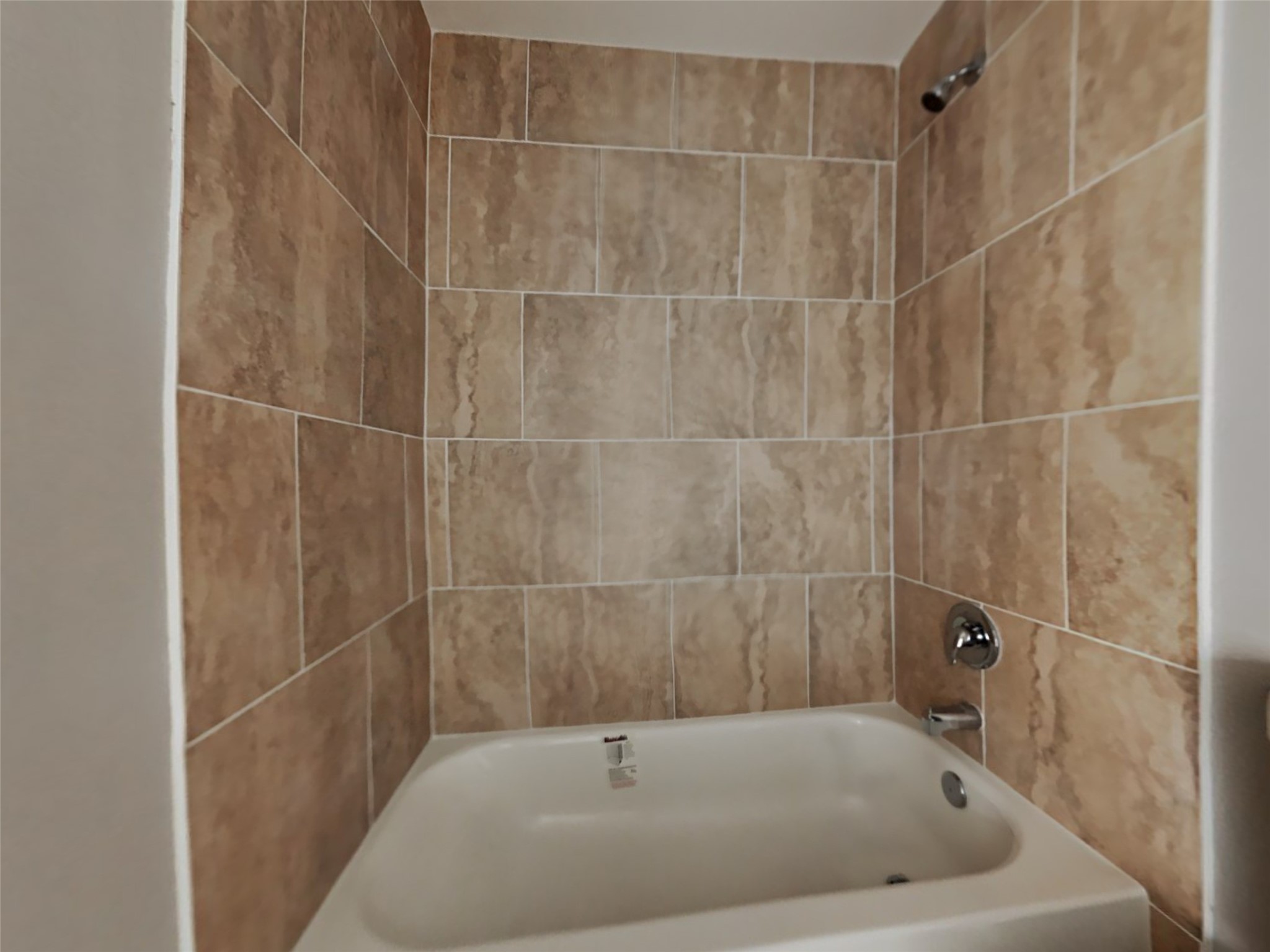 8639 Sunderland Road Houston, TX 77028 - Photo 9 of 14 Gallery Image 9