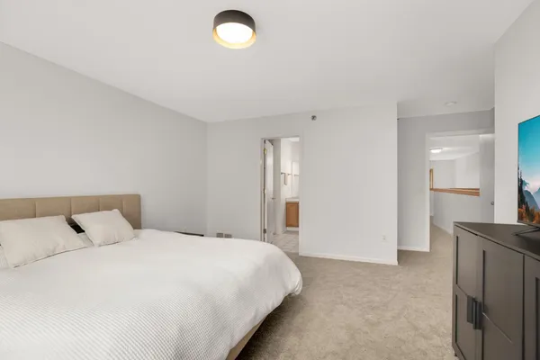 $285,000 | 125 Stallion Lane, Circle Pines, MN 55014