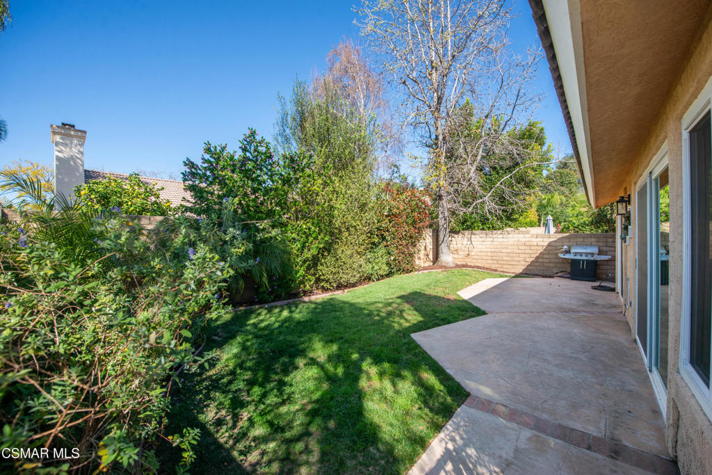 65 Iron Ridge Lane Simi Valley, CA 93065 - Photo 25 of 33